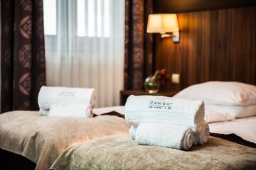 Фото номера Двухместный номер с 1 кроватью или 2 отдельными кроватями Отель Hotel Zawrat Ski Resort &amp; SPA г. Бялка-Татшаньска 3