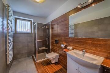 Фото номера Апартаменты Prestige (для 5 взрослых) Апарт-отели Aparthotel Delta Białka г. Бялка-Татшаньска 2