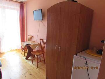 Фото номера Двухместный номер с 2 отдельными кроватями Отели типа «постель и завтрак» DW U Wajdy г. Бялка-Татшаньска 18