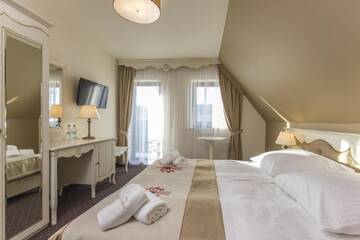 Фото номера Двухместный номер с 1 кроватью Отель Hotel Carlina г. Бялка-Татшаньска 7