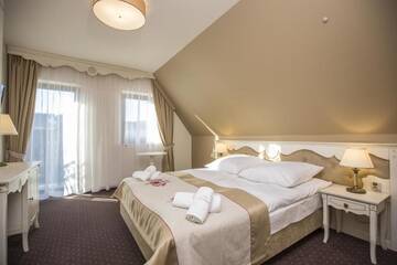 Фото номера Двухместный номер с 1 кроватью Отель Hotel Carlina г. Бялка-Татшаньска 14