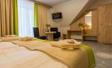 Фото номера Трехместный номер Апарт-отели Grand Tatry г. Бялка-Татшаньска 3
