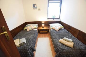 Фото номера Апартаменты с 2 спальнями Апартаменты Apartament Cztery Pory Roku г. Бялка-Татшаньска 19