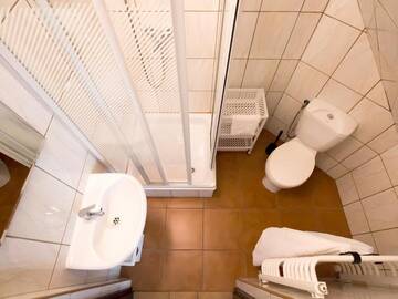 Фото номера Двухместный номер с 1 кроватью или 2 отдельными кроватями Отели типа «постель и завтрак» Ceprówka г. Бялка-Татшаньска 5